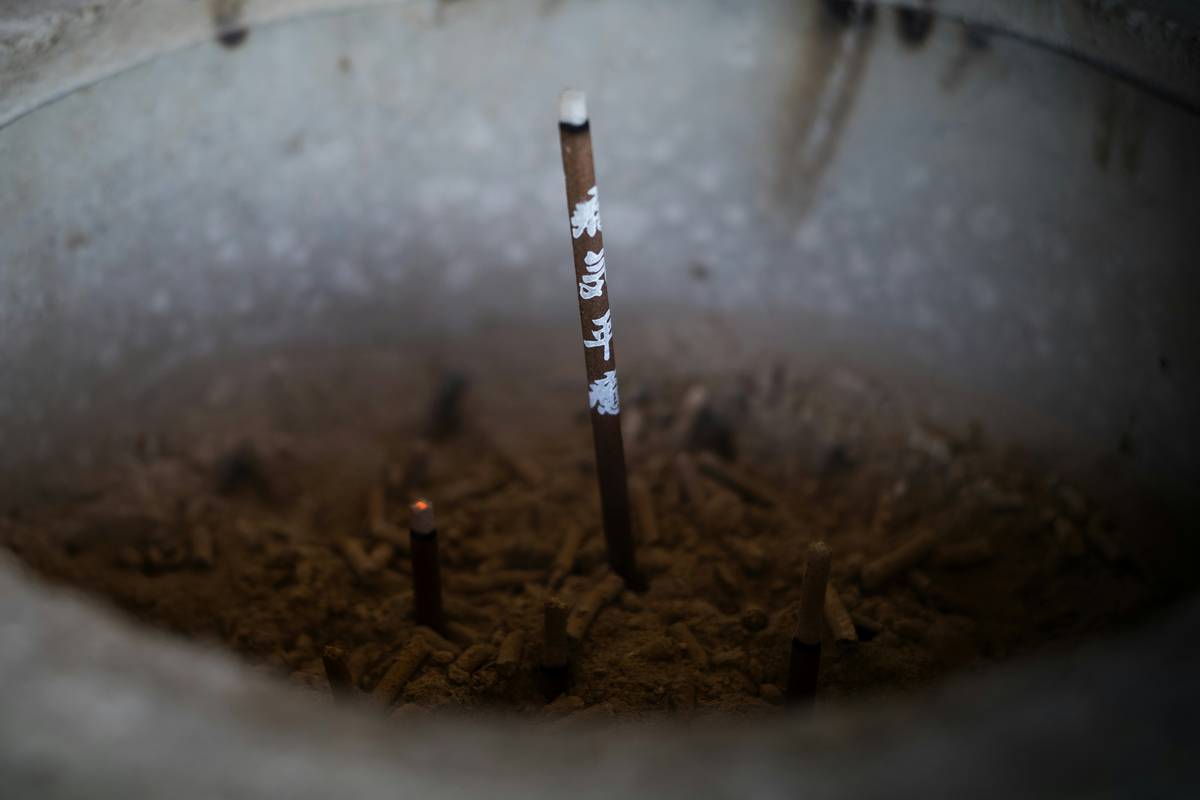 Burning Incense at Home: 7 Proven Tips to Avoid Costly Mistakes
